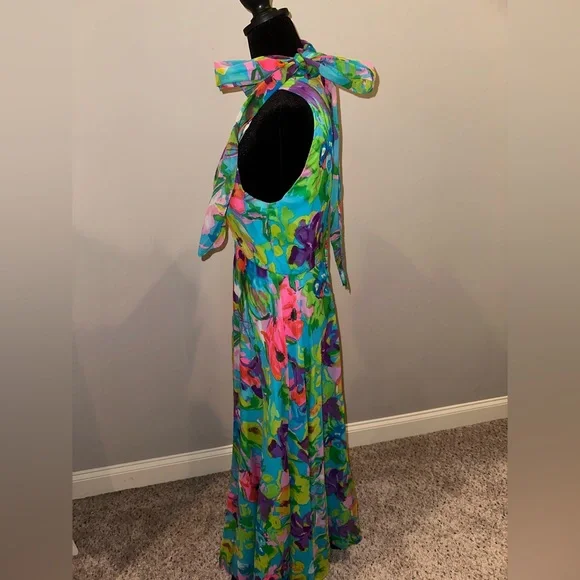 Vintage Floral Maxi Dress - Picture 2 of 3